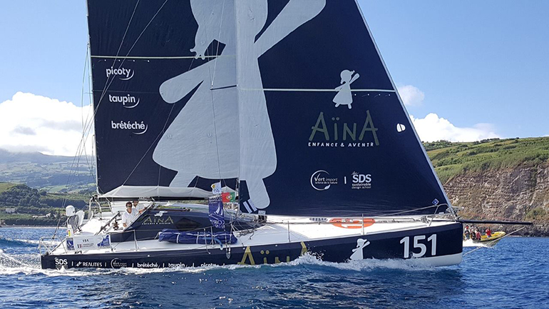 Aina Enfance & Avenir, bateau vainqueur de la seconde étape de la course Les-Sables-Horta